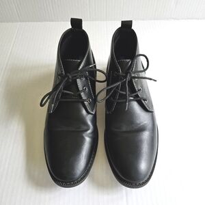 St. John's Bay black oxford boots size 10 memory foam Dry & Cool footbed